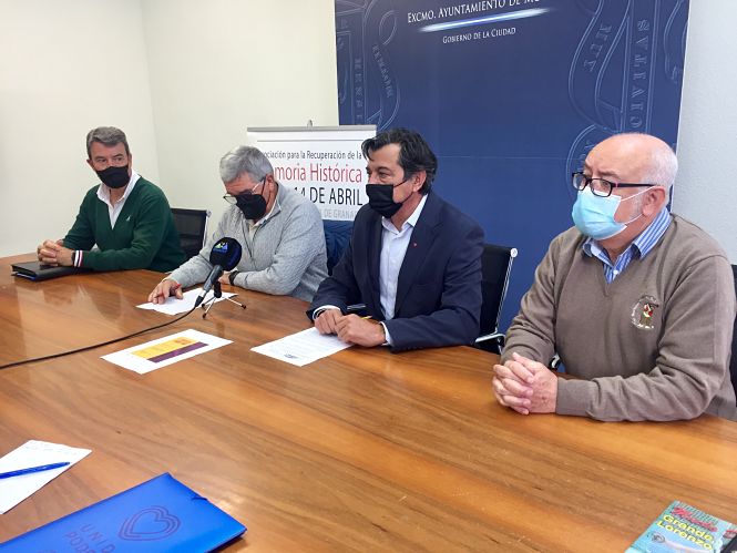 Presentación de la muestra de cine (ASOCIACIÓN 14 DE ABRIL)