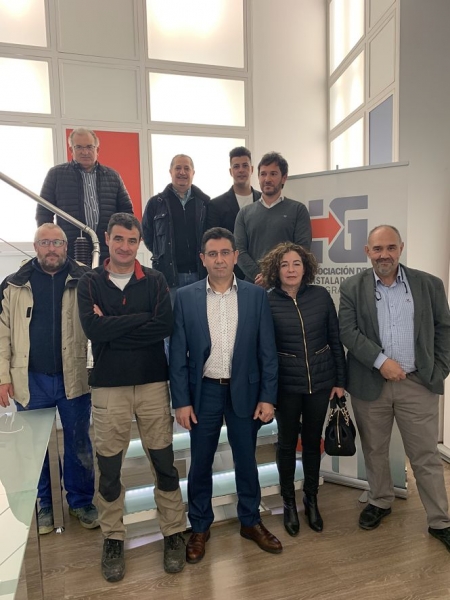 Foto de familia de la nueva junta directiva (CGE)