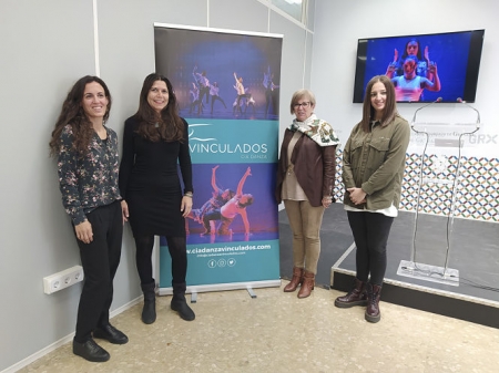 Presentación del espectáculo de danza contemporánea (JAVIER ALGARRA / AYUNTAMEINTO)