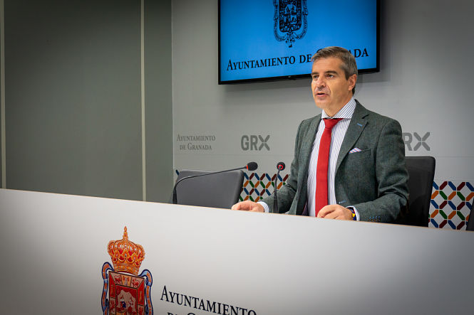 El portavoz del PP en el Ayuntamiento de Granada, César Díaz (PP)