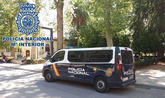 Furgón de la Policía Nacional (POLICÍA NACIONAL)