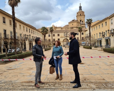 Imagen de la visita a Guadix (IU)