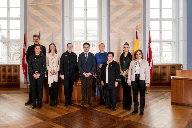 Foto de familia de los representantes de Huéscar y Kolding (AYTO. HUÉSCAR)