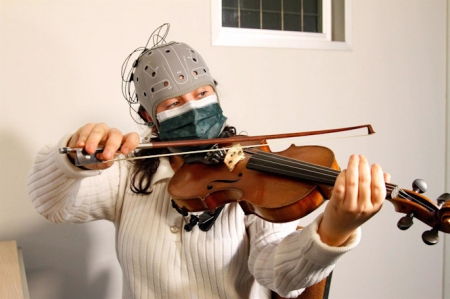 Estudio sobre los beneficios cognitivos de tocar un instrumento (UGR) Estudio sobre los beneficios cognitivos de tocar un instrumento (UGR)