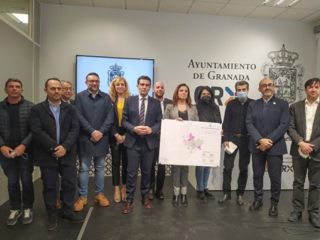 Presentación de la ampliación del área de prestación conjunta del servicio de taxi (JAVIER ALGARRA / AYUNTAMIENTO) Presentación de la ampliación del área de prestación conjunta del servicio de taxi (JAVIER ALGARRA / AYUNTAMIENTO)