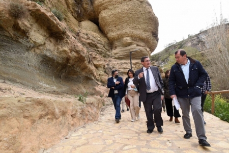 Imagen de la visita a Alhama (R. MARTÍNEZ / DIPGRA) 