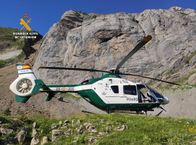 El helicóptero de la Benemérita en un imagen de archivo (GUARDIA CIVIL) 