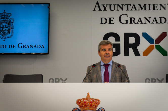 El portavoz del PP en el Ayuntamiento de Granada, César Díaz (PP)