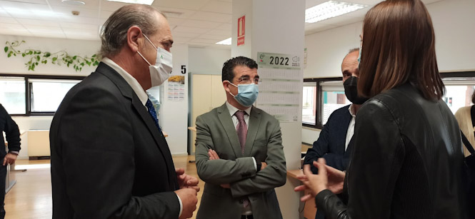 Imagen de la visita al nuevo juzgado de lo social (JUNTA)