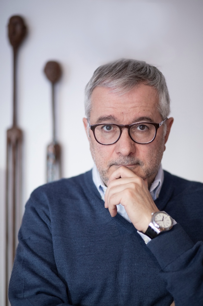 El periodista y poeta, Alfonso Armada (EDICIONES CAMPING MOTEL) 