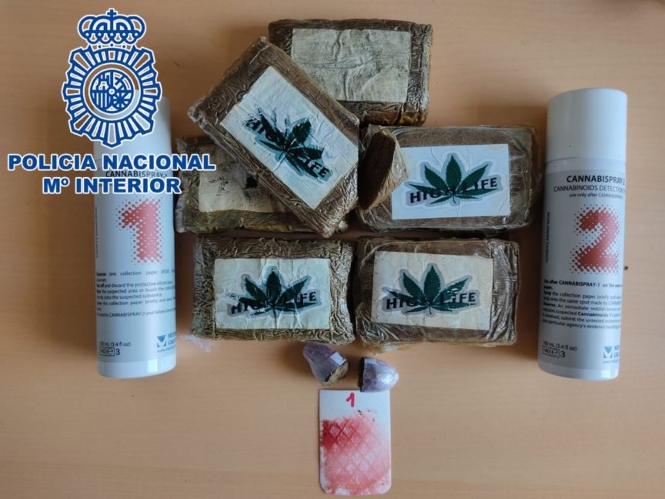 Tabletas de hachís intervenidas en Motril (POLICÍA NACIONAL)
