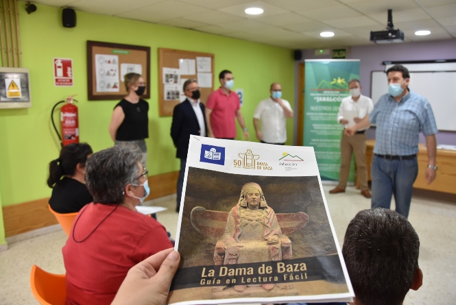 Presentación de la guía de lectura fácil (AYTO. BAZA) 