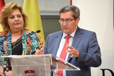 El Presidente de la Diputación de Granada, José Entrena (R. PORCEL/ DIPGRA)