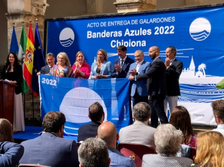 Entrega de las banderas azules (AYTO. ALMUÑÉCAR)