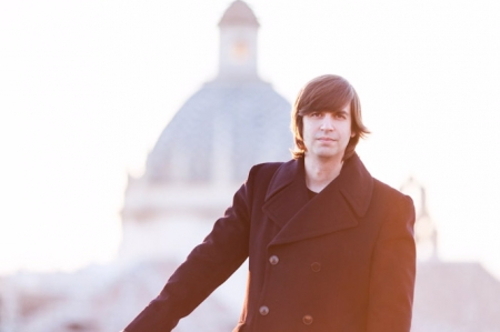 El poeta granadino Fernando Valverde (JOAQUÍN PUGA)