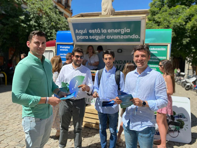 Miembros del PP han presentado las propuestas para jóvenes (PP)