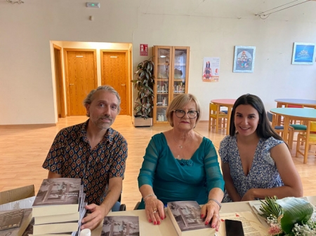 Presentación del libro `Susurros del corazón` (AYTO. MONTEFRIO)