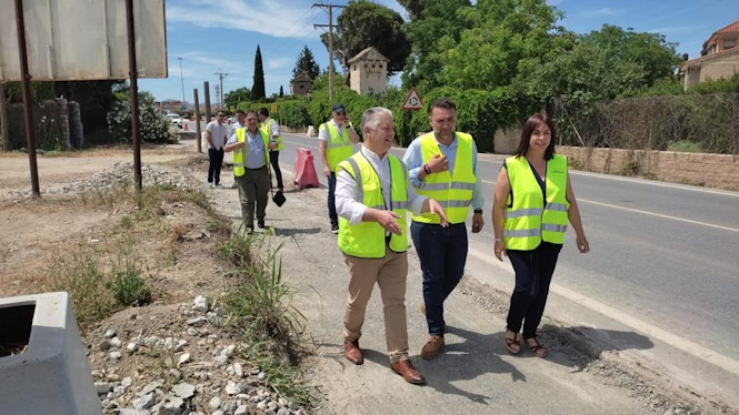 Imagen de la visita a las obras de carril bici (DIPGRA)