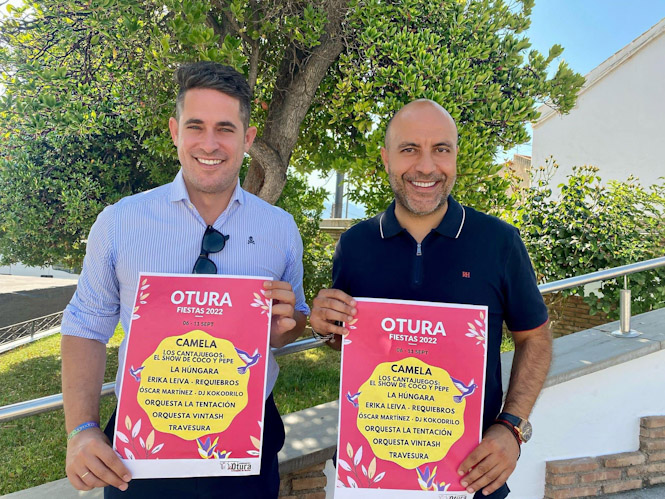 El concejal de Fiestas y el alcalde de Otura presentan las actuaciones de las fiestas de la Virgen de la Aurora (AYTO. OTURA)