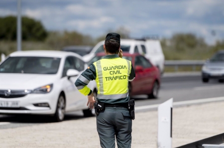 Un agente de la Guardia Civilen una imagen de archivo (ALBERTO ORTEGA - EUROPA PRESS) 