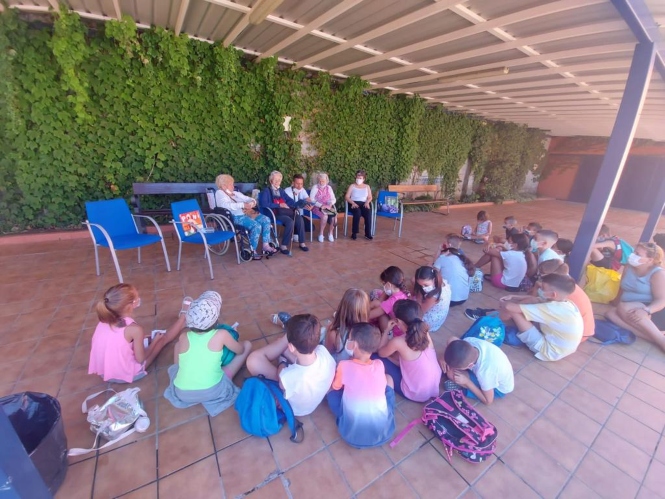 Actividad intergeneracional en Churriana (AYTO. CHURRIANA)