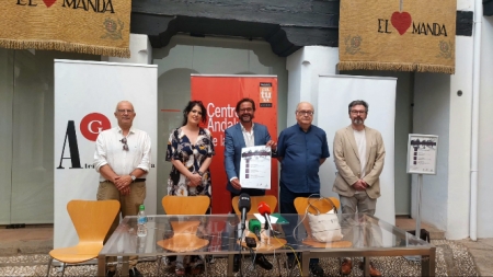 Presentación de `Poesía en el Jardín` (JUNTA) 