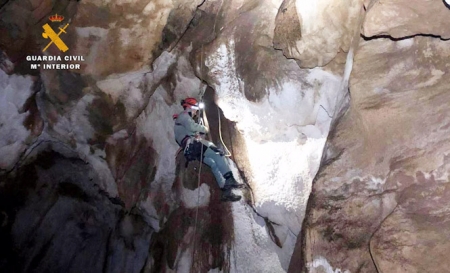 Rescate en una imagen de archivo (GUARDIA CIVIL) 