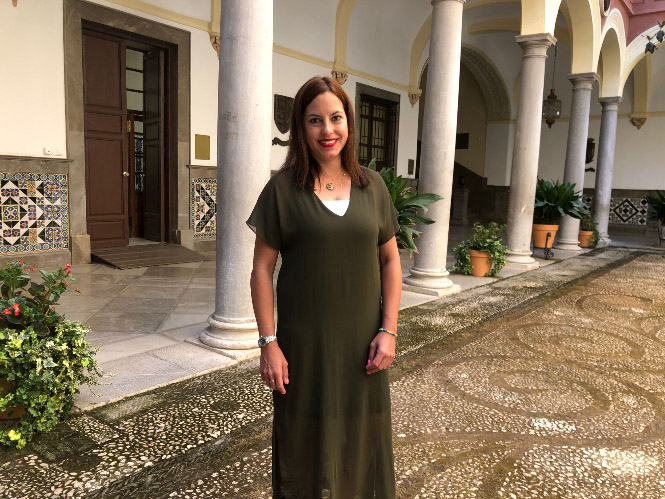 La concejal de VOX en el ayuntamiento de Granada, Mónica Rodríguez (VOX) 