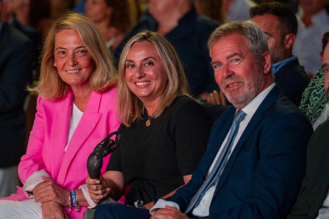 Marifrán Carazo ha recibido el premio sirenita (JUNTA) 