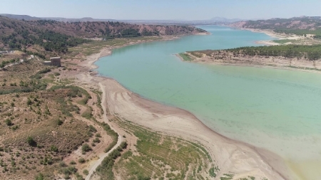 Entorno del embalse del Negratín (PLATAFORMA EN DEFENSA DEL RÍO CASTRIL) 