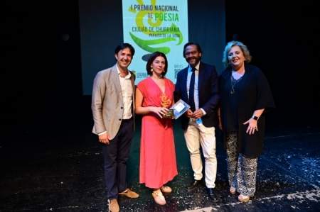 Nieves Chillón recibe el galardón (AYTO. CHURRIANA) Nieves Chillón recibe el galardón (AYTO. CHURRIANA)