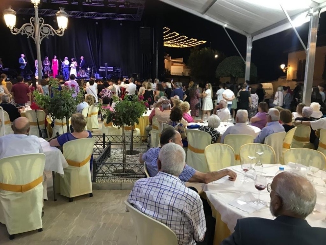 Cena de mayores de Otura (AYTO. OTURA) 