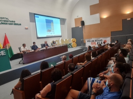 Presentación libro Muero por Vivir (HUSC) 