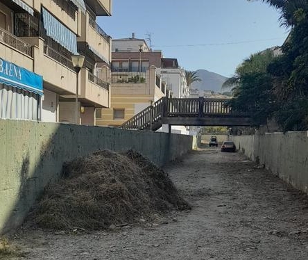 Limpieza de la Rambla del cauce del Espinar (AYTO. ALMUÑÉCAR)