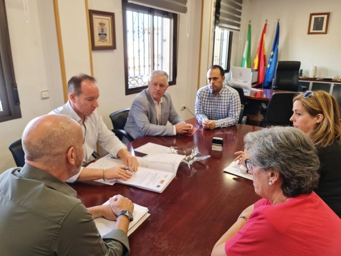 Imagen de la visita al Ayuntamiento de Pulianas (DIPGRA)