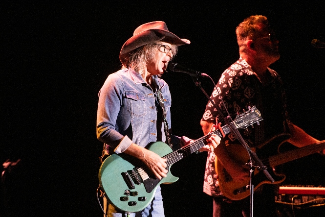 Concierto de `The Waterboys` (PROEXA) 