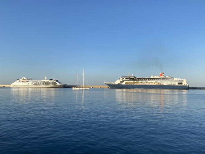 Cruceros en el puerto de Motril (PUERTO DE MOTRIL)