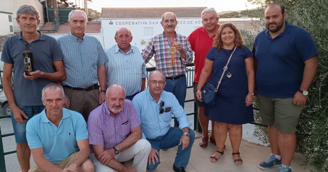 Representantes de la cooperativa de aceite San Francisco de Asís de Montefrío (AYTO. MONTEFRIO)