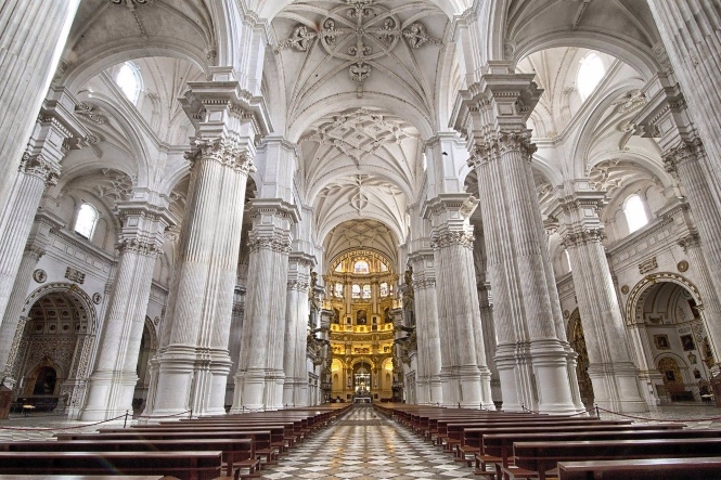 Interior de la Catedral de Granada, en imagen de archivo (REMITIDO POR FESTIVAL DE MÚSICA Y Danza) 