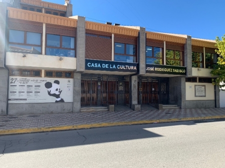 Fachada del Teatro José Rodríguez Tabasco (TEATRO HUMOR SANTA FE) 