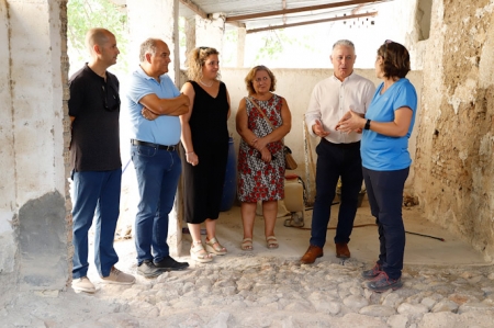 Imagen de la visita al Castillo de Tajarja (DIPGRA)