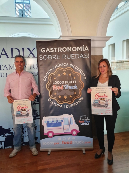 Presentación de locos por el food truck (AYTO. GUADIX)