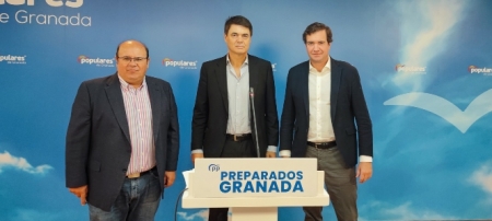 José Robles, Carlos Rojas y Pablo Hispán (PP)