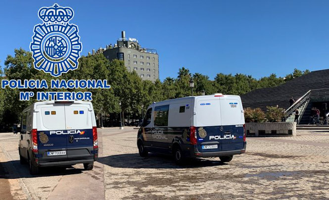 Vehículos de la Policía Nacional (POLICÍA NACIONAL)