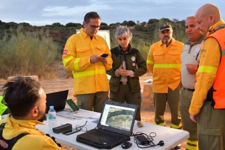 Imagen del Puesto de Mando Avanzado (INFOCA)