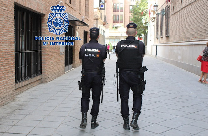 Agentes de la Policía Nacional (POLICÍA NACIONAL)