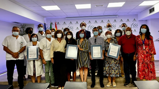 Entrega de las acreditaciones (JUNTA)