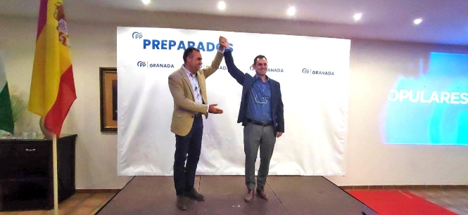 Francisco Rodríguez junto a Juan José Segura (PP)