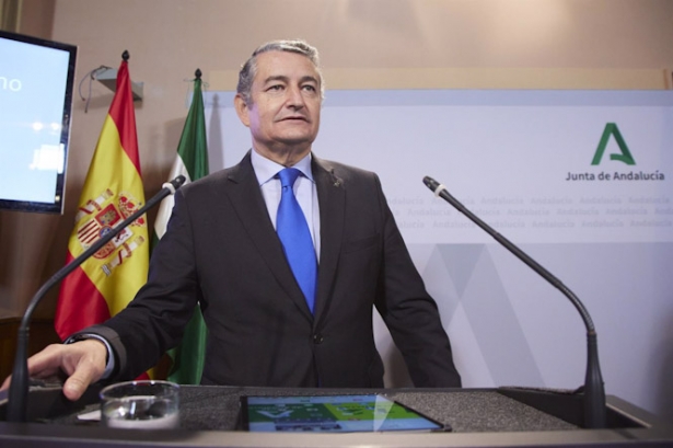 El consejero de Presidencia, Interior y Diálogo Social de la Junta de Andalucía, Antonio Sanz (JOAQUÍN CORCHERO/ EUROPA PRESS)