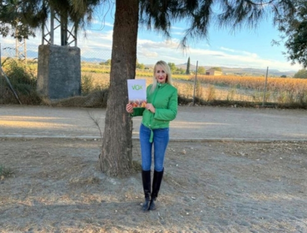 Silvia Enríquez, portavoz de VOX en el Ayuntamiento de Santa Fe )VOX)